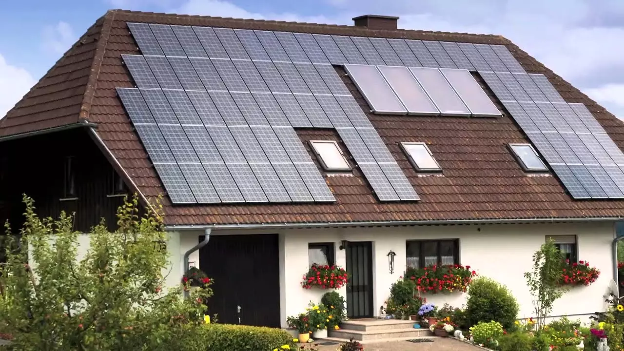Reduce Your Energy Bills with a 10kW Off-Grid Solar System in the UK