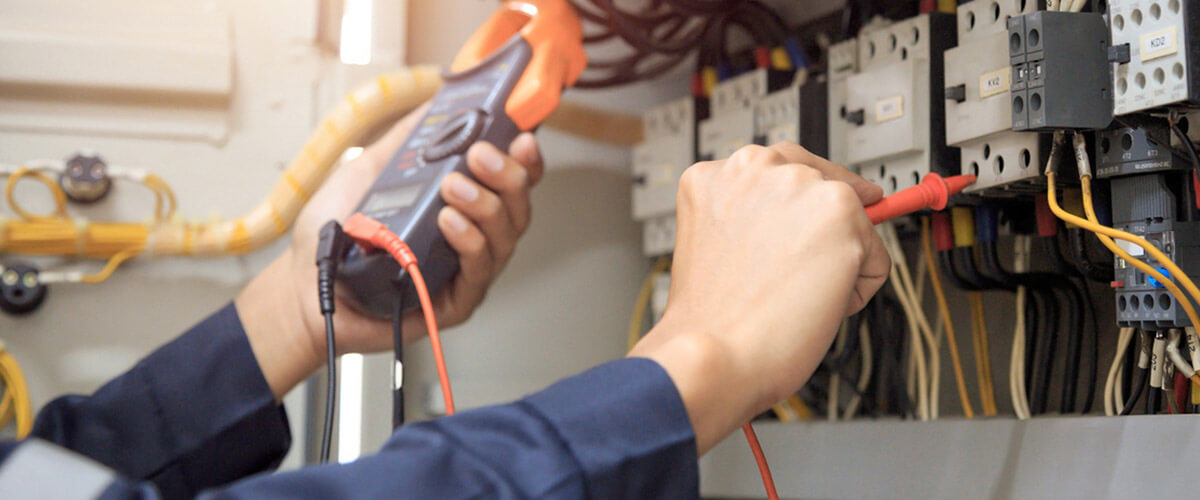 Component Selection for Energy Storage Systems Maintenance Switch Selection Guide 1