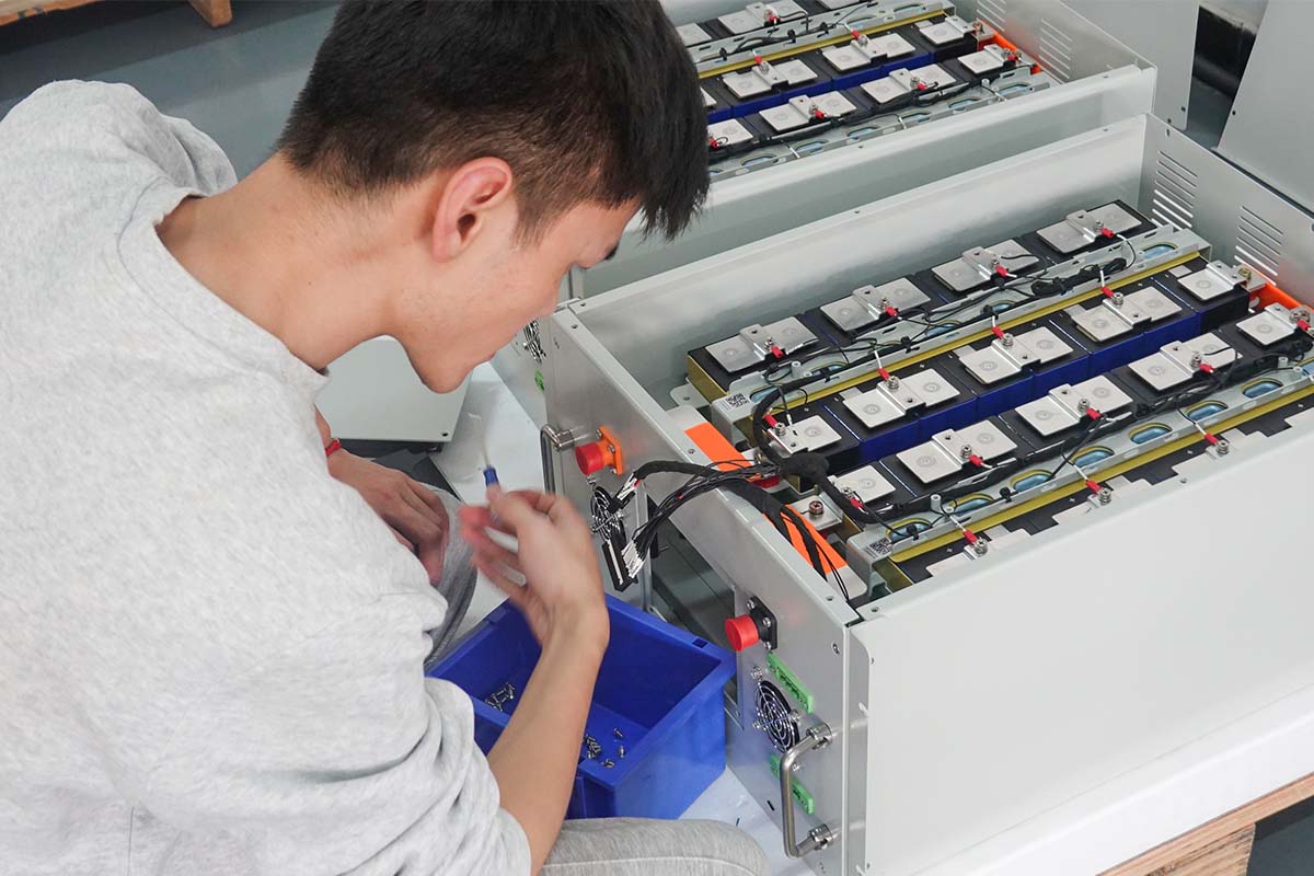 Energy Storage Battery Cluster-to-Cluster Circulation