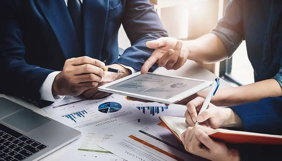 1 Market Research and Strategic Planning