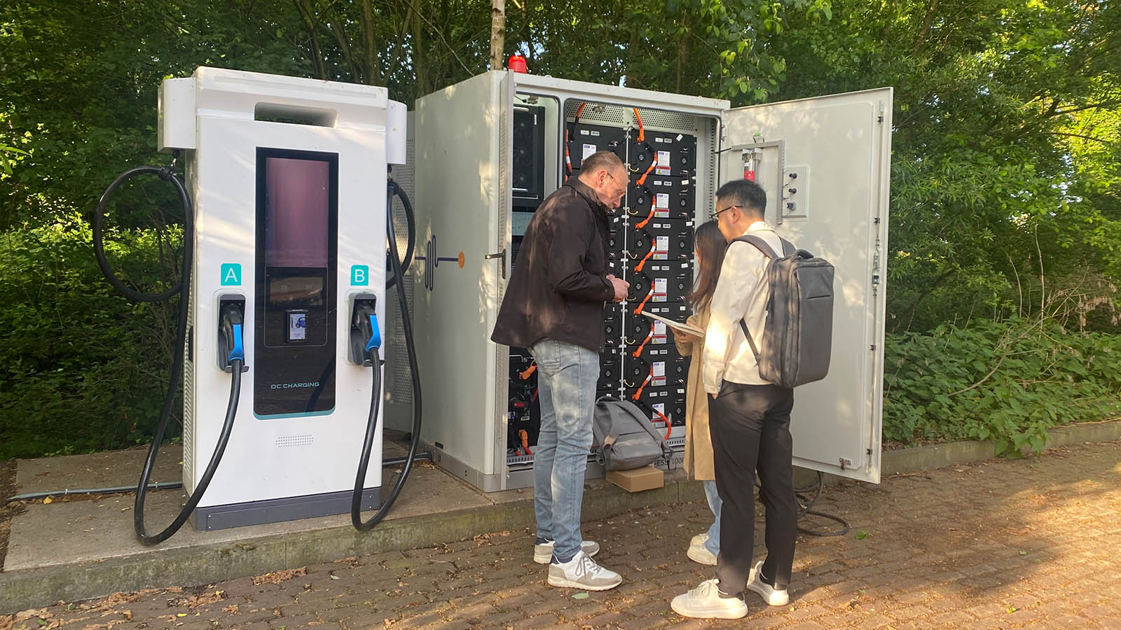 100kw-pcs-200kwh-battery-storage-ev-charger-netherlands 100kw-pcs-200kwh-battery-storage-ev-charger-netherlands