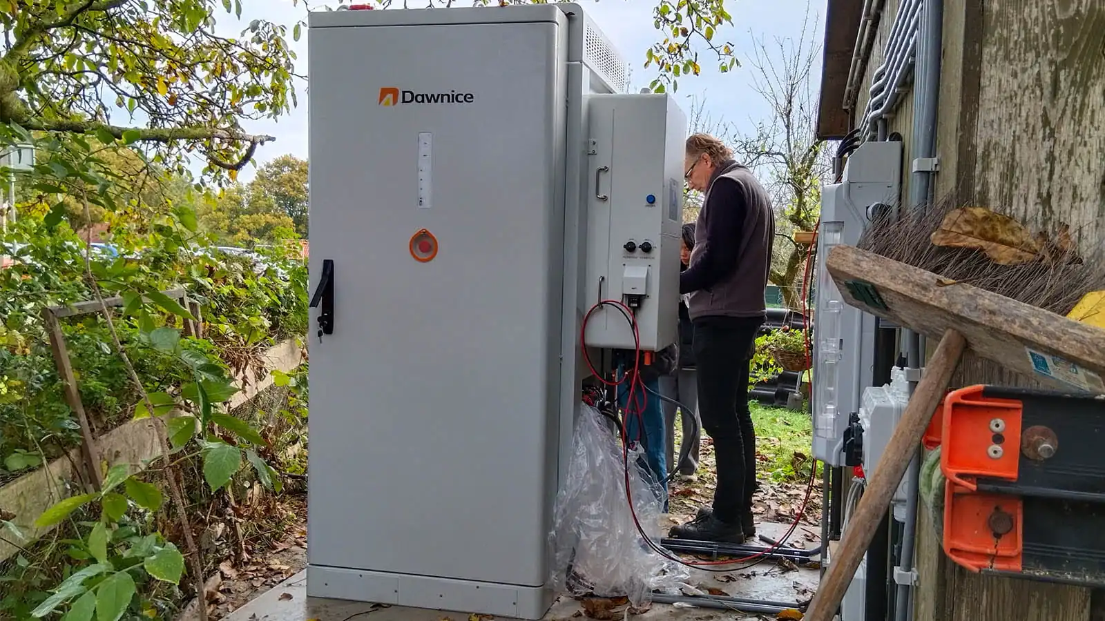 30kw-deye-100kwh-battery-residential-use-netherlands