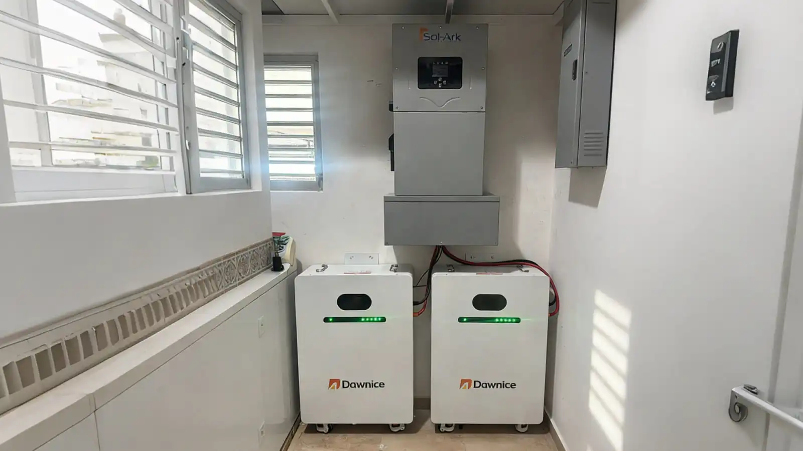 Netherlands Customer 2mwh Industrial And Commercial System Project