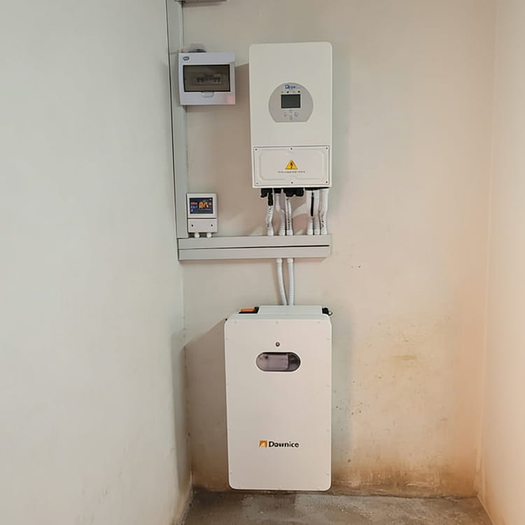 16kwh-wall-mounted-battery-with-deye-inverter-zambia-1