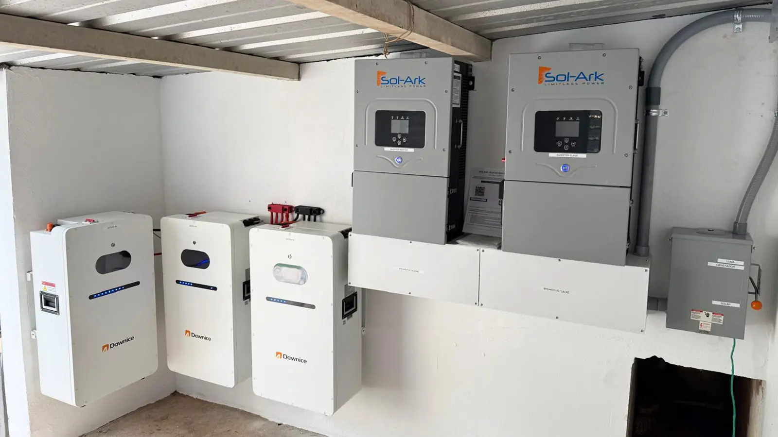 Netherlands Customer 2mwh Industrial And Commercial System Project