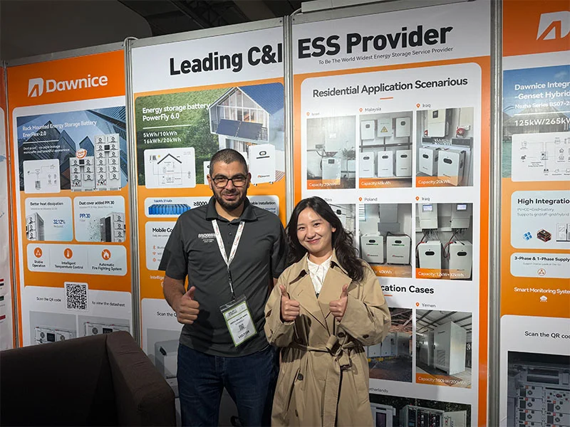 expo-guest-thumbs-up